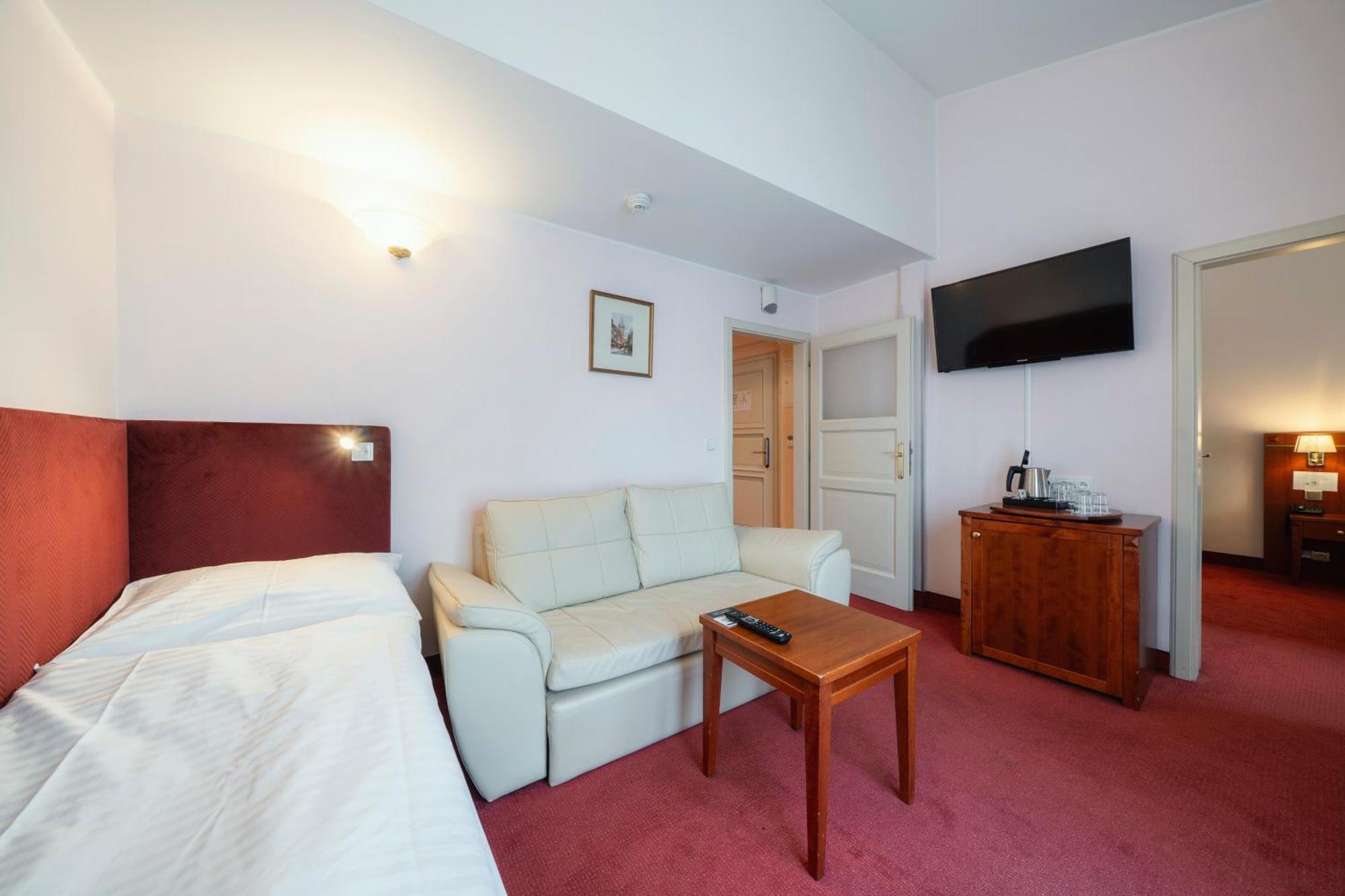 Deluxe Suite Balcony